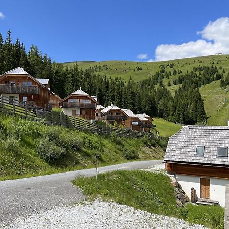 Vesely Svist Chalet Lachtal Exterior foto